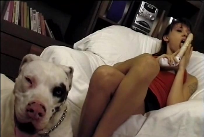 Wamen And Dogxx - Big white dog with a really huge dick bangs my skinny wife / Zoo ...