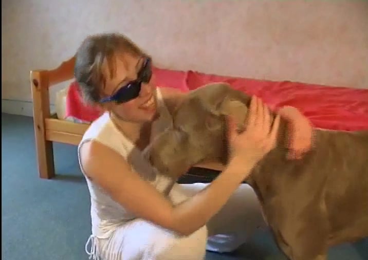 School Girl And Dog Video - Girl with glasses teaches big dog how to fuck her / Zoo Tube 1