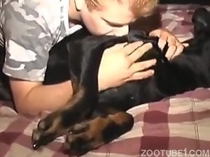 300px x 225px - Lascivious boys shove their penises into dog's twats / Zoo Tube 1