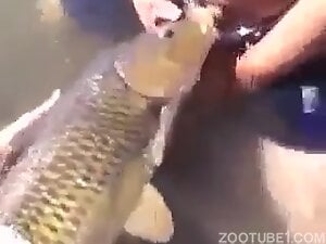 Fish fuck with a dude that bangs the beast outdoors