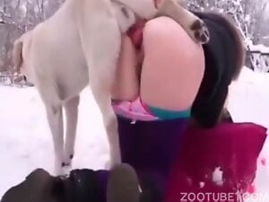 Woman gets fucked in the cold