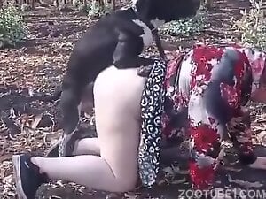 Old Lady dogfucked in the Field