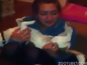 Drunken Woman Tries to Suck Doggie Dick