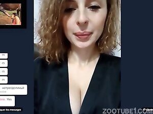 Cute webcam girl really love zoosex